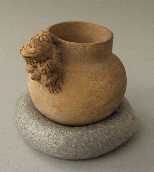 Clay vessel