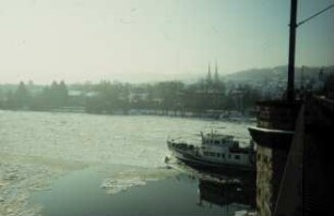 Oberwasserstufe Koblenz im Eis