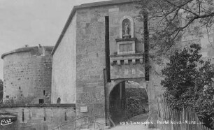 La Porte sous-Murs
