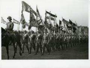 Parade der Wehrmacht in Hamburg