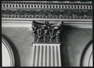 Nationaltheater, München Wiederaufbau: Detail Säulenkapitell Königssaal