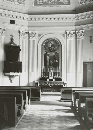 Altargemälde "Thronende Madonna" (Sacra conversatione) : Schloß Pillnitz. Neues Palais (1818/1826; C. F. Schuricht). Schloßkapelle mit Altargemälde (1825/1830; C. C. Vogel von Vogelstein)