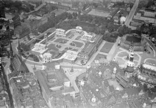 Dresden: Nordwestlicher Altstadtkern mit Zwinger und Theaterplatz gegen West. Luftbild-Schrägaufnahme : Dresden-Altstadt. Nordwestlicher Altstadtkern mit Zwinger und Theaterplatz. Luftbild-Schrägaufnahme von Südost
