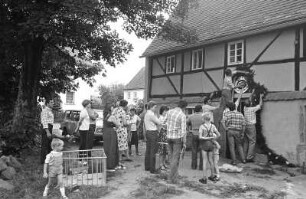 Einzug der Familie Wachter