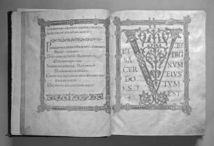 Sakramentar — Doppelseite, Initiale V(ere dignum)