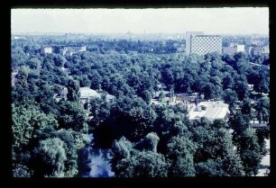Blick v. Hochhaus am Zoo 5.9.59.