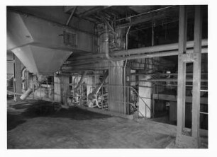 Industrie-Kraftwerk. Kesselhaus, Entaschungsanlage : Lauta (Niederlausitz). Industrie-Kraftwerk. Kesselhaus, Entaschungsanlage