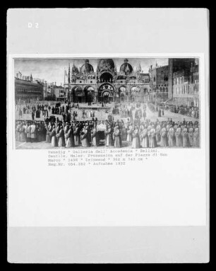 Wunder der Reliquie des heiligen Kreuzes — Prozession der Reliquie des heiligen Kreuzes in Piazza San Marco
