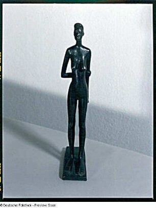 Stehender weiblicher Akt (Afrikanerin)