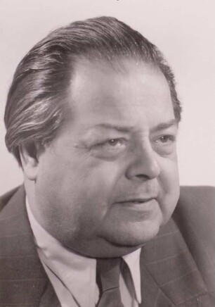 Porträt Walther Victor : Porträt Walther Victor (1895-1971; Schriftsteller, Publizist). Fotografie 1956. Dresden: Deutsche Fotothek