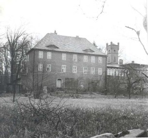 Schloss in Drebkau : Bauwesen - Herrenhäuser. Ort: Drjowk / Drebkau. Das alte Schloss. Seit 1924 sind hier Wohnungen.
