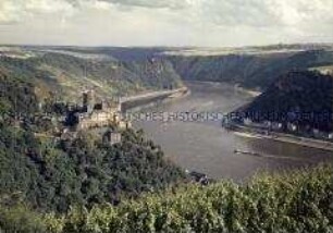 Die Burg Katz und die Loreley am Rhein
