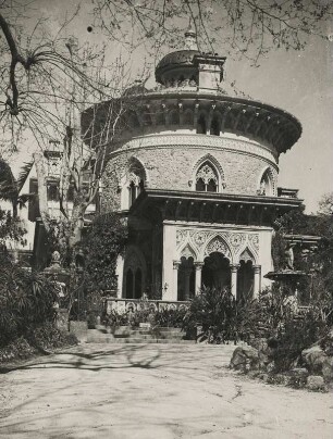 Sintra. Portugal. Ansicht des im 18. Jahrhundert im neugotischen Stil errichteten Palácio de Monserrate, einer Palastanlage nebst Park