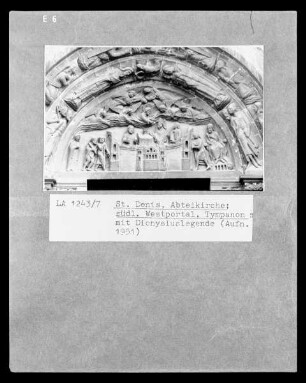 Südliches Portal der Westfassade: Tympanon mit Dionysiuslegende