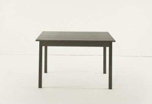 Eßtisch (Modell T 165/1)