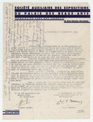 Brief von Claude Spaak und Edouard L. T. Mesens an Hannah Höch. Brüssel. Briefkopf: "SOCIETE AUXILAIRE DES EXPOSITIONS DU PALAIS DES BEAUX-ARTS", umseitig, handgeschriebener Briefentwurf und Übersetzung ins Französische von Hannah Höch