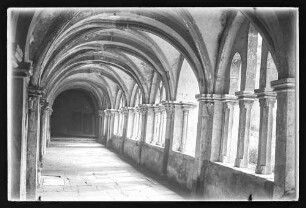 Kreuzgang im Kloster Bronnbach
