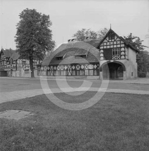 Wirtschaftsgebäude Schloss Halbau