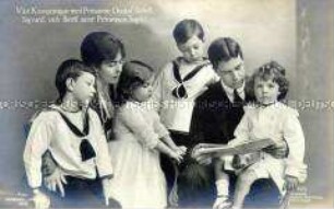Gustav VI. Adolf von Schweden mit seiner Familie