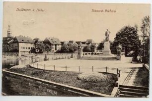 "Bismarck-Denkmal" mit Blick auf die Obere Neckarstraße