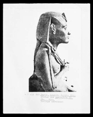 Sitzfigur von König Amenophis