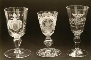 Pokal und zwei Gläser : Pokal und zwei Gläser. Glas, geschliffen (171071740). Bautzen: Domstifts St. Petri