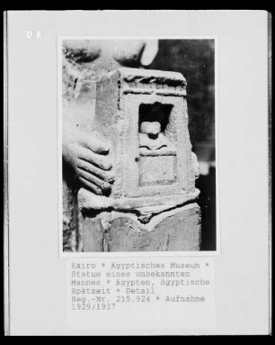 Statue eines unbekannten Mannes