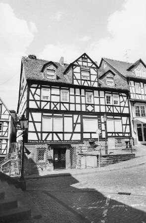 Wohnhaus, Fachwerk; Gelnhausen, Untermarkt 17