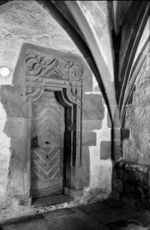 Alpirsbach: Kloster Alpirsbach, Tor und Kreuzgangbogenausläufer