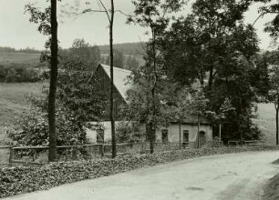 Geising, Huthaus des Zwitterstock Tiefen Erbstollen, Straßenseite von Osten