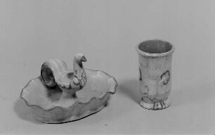 Becher : Leuchter mit Vogel als Kerzenhalter und Becher (1920/1930; wohl K. Feuerriegel)
