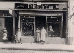 Altstadt, Dörfle. Waldhornstraße 47, Metzgerei Heinrich Traut