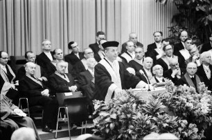 Freiburg: Auditorium Maximum, Feier der Rektoratsübergabe, Ansprache Prorektor Prof. Mitscherlich