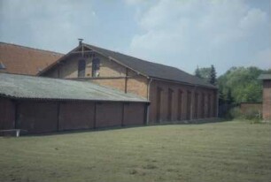 Gut: Lübecker Straße: Reithalle: hinten links Dach von Marstall