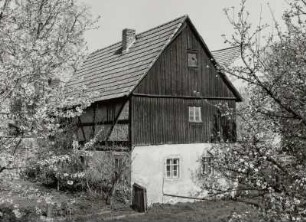 Ottendorf-Okrilla, Dreiseithof : Ottendorf-Okrilla. Auszugshaus, Dreiseithof (um 1800), Königsbrücker Straße 1. Straßenansicht