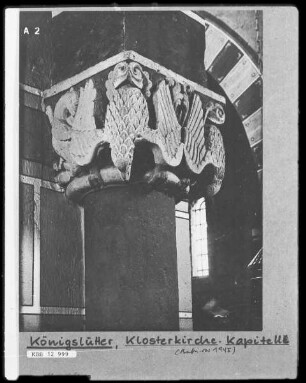 Kapitell mit Adlern