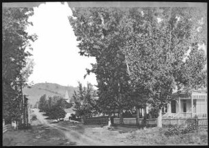 Roseburg, Oregon. Residence Street