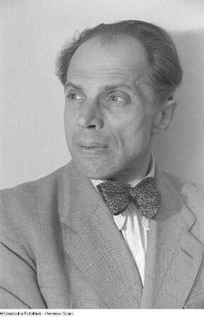 Porträtaufnahmen des Schauspielers Walter Franck