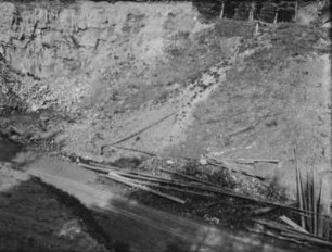 Bergbau : Blick in eine Grube