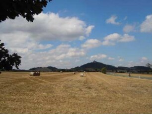 Arnstadt - Wachsenburg : Thüringer Herbstlandschaft mit der Wachsenburg, eine der Drei Gleichen. Aufgenommen in der Nähe von Arnstadt am 5. September 2010