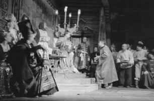 Szenenbilder aus "Die Brautschau" von J. S. Miljutin mit F. Kronström, M. Ladyka a. G., M. Dorka a. G., J. Siegl, J. Bergmann, A. Göse a. G., Metropol-Theater,