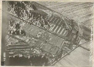Fabrikanlage östlich Dachau (700 m)