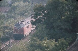Gäubahn Stuttgart Nord Lok 221 121 DC 484 ZH-S SBB-Wagen
