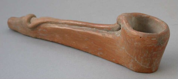 Clay tobacco pipe