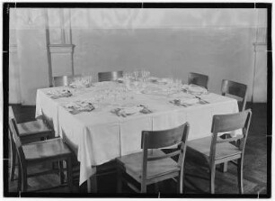 Königstein. Deutsches Haus. Gedeckter Tisch
