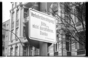 Kleinbildnegative: Verkehrsberuhigung, Winterfeldtstraße, 1980