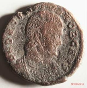 Römische Münze, Nominal Maiorina, Prägeherr Magnentius für Decentius, Prägeort nicht bestimmbar, Original