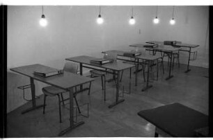 Kleinbildnegativ: Ausstellung Hermann Stamm, nGbK, 1987