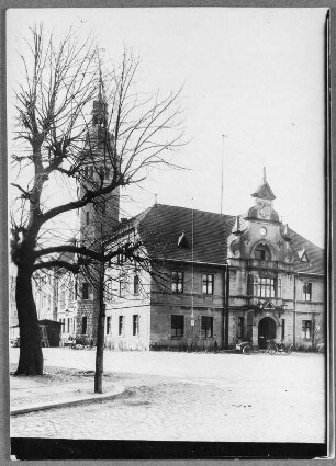 Am Rathaus in Neudamm in der Mark