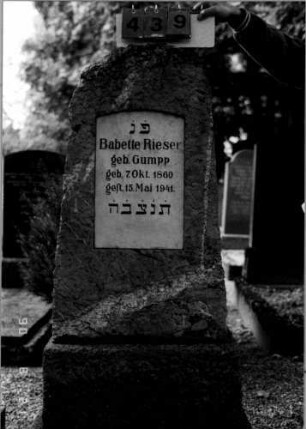 Grabstein 439